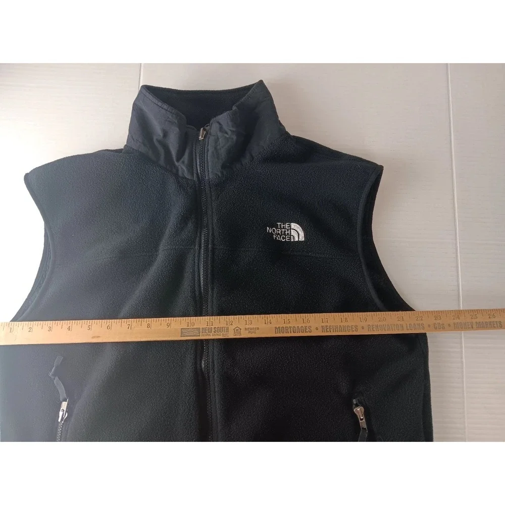 The North Face Men's Black Fleece Vest Zipper Pocket size Large